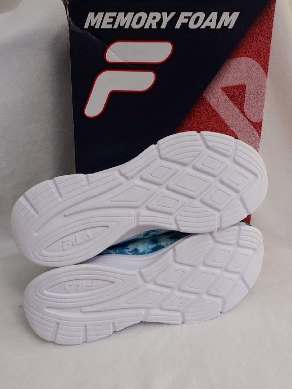 Fila Womens Memory Skyway 2.0 Tie Dye Sneakers - Picture 4 of 16
